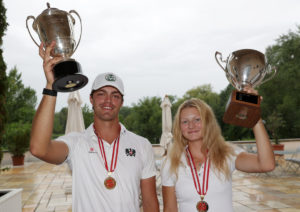 Die beiden Sieger Christopher Bleier (GC Linz) im Bild mit Gabriela Roberta Vitu im Colony Club Gutenhof (Bild: GEPA Pictures)